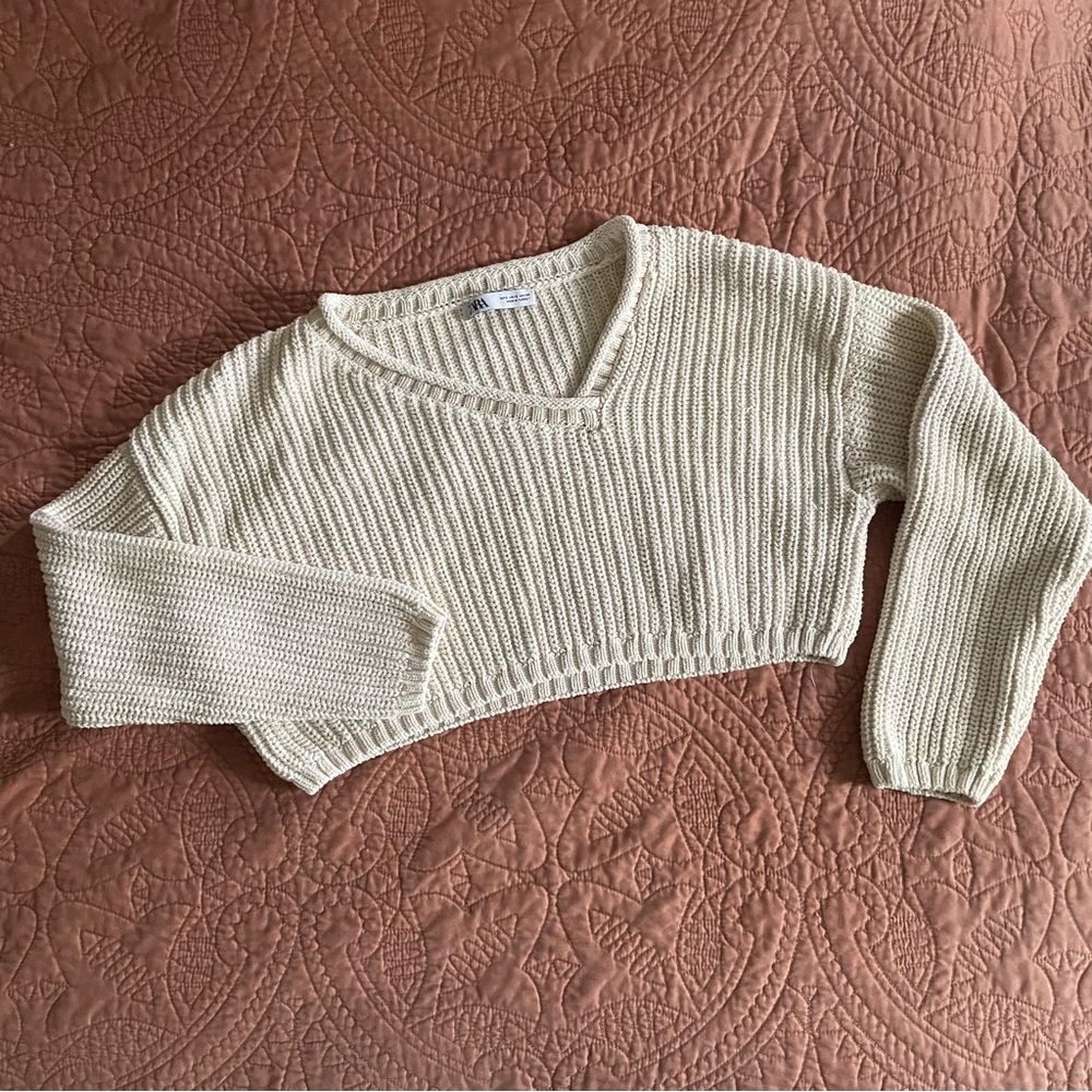 Zara cable knit crop sweater